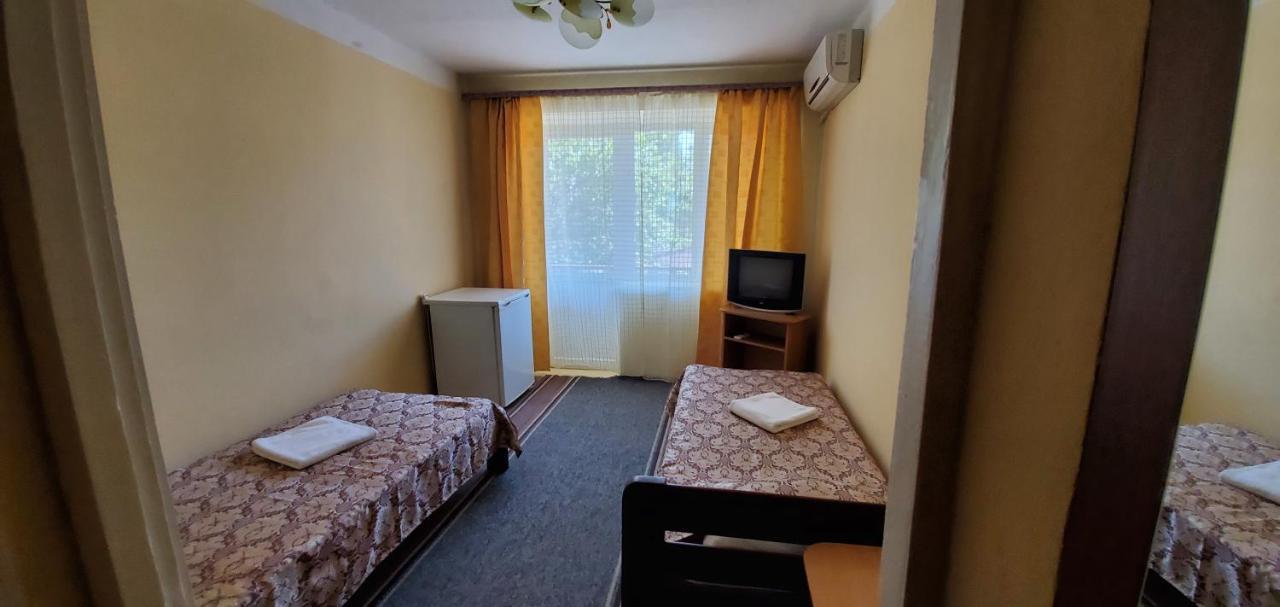 Hotel Odessa Kobleve Buitenkant foto
